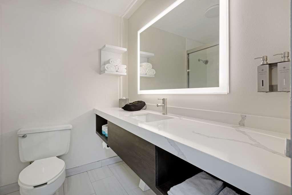 The Lux Hotel & Conference Center, Ascend Hotel Collection Waterloo Camera foto