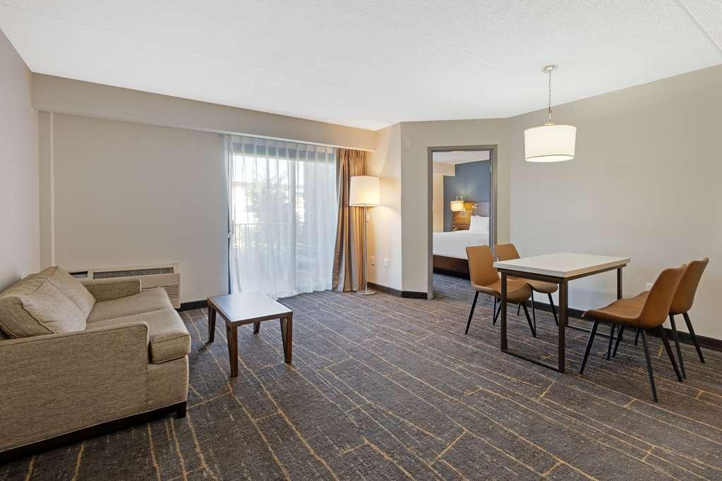 The Lux Hotel & Conference Center, Ascend Hotel Collection Waterloo Camera foto