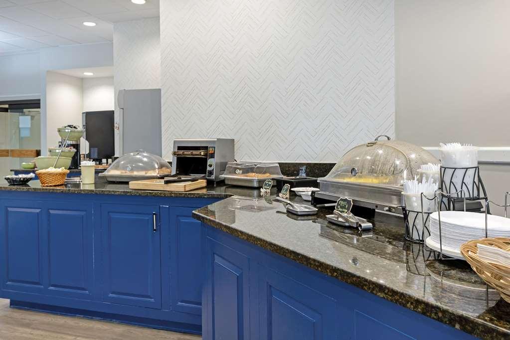 The Lux Hotel & Conference Center, Ascend Hotel Collection Waterloo Ristorante foto