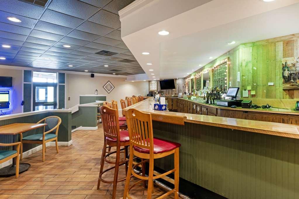 The Lux Hotel & Conference Center, Ascend Hotel Collection Waterloo Ristorante foto